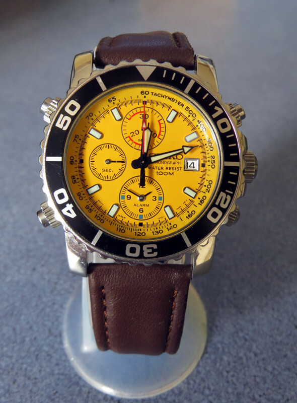 seiko yellow face watch